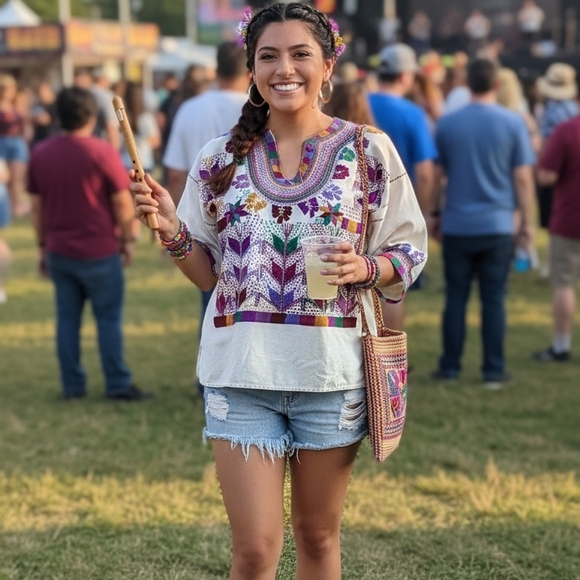 Tops - Vintage Mexican Chiapas Hand embroidered blouse Huipil Style Festival Top Sz M